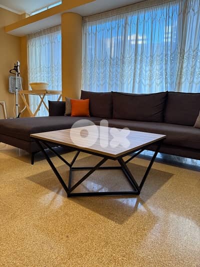 Corner sofa and coffee table