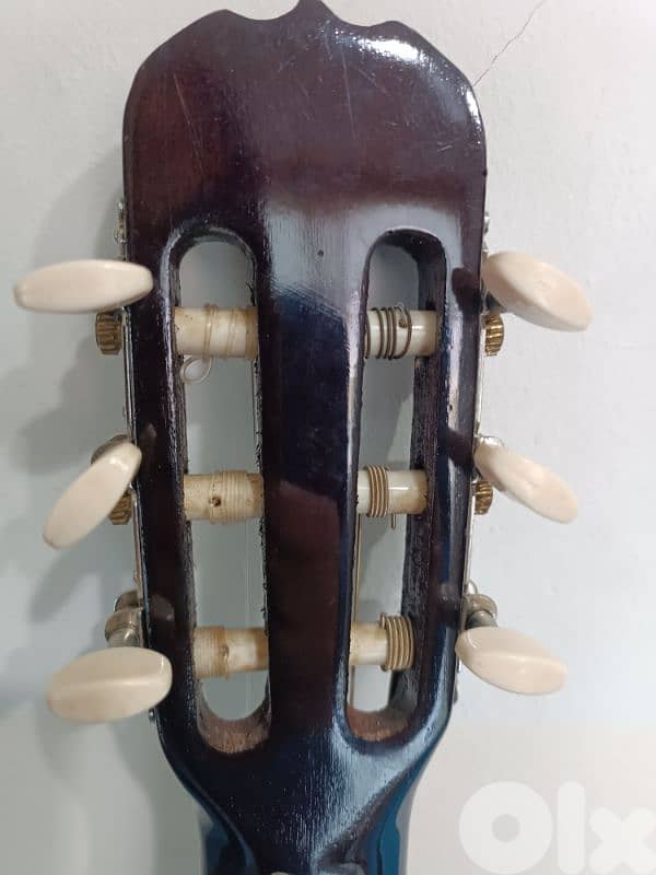 karl Schneider guitar , classic 4