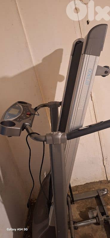 New Treadmill Body sculpture b 120$ 3