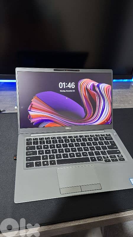 Dell Latitude 7400 - SUPER CLEAN 1