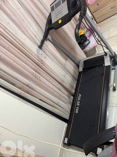 مكنة رياضة شبه جديدة