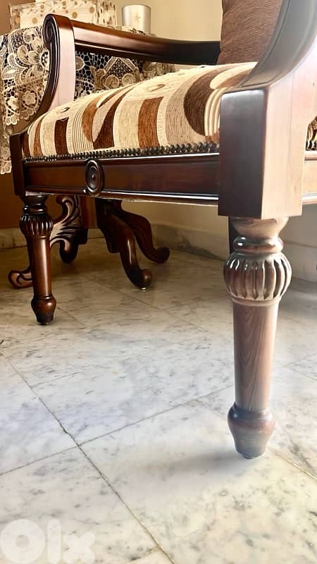 Full Living Room صالون كامل مع طاولة وسط 6