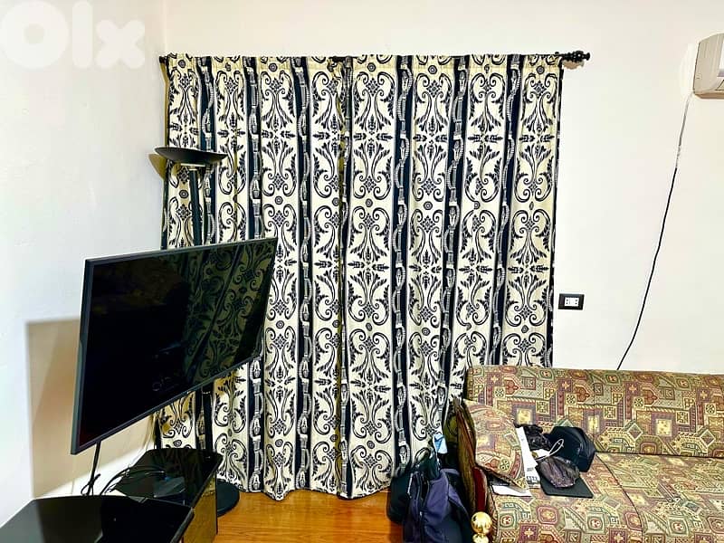 Full Master Bedroom غرفة نوم كاملة بدون خزانة مع مكيف وكنباية وبرادي 3