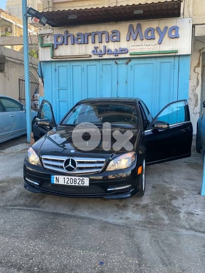 Mercedes-Benz C-Class 2011