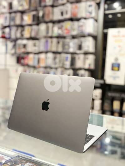 macbook pro 2019 512GB