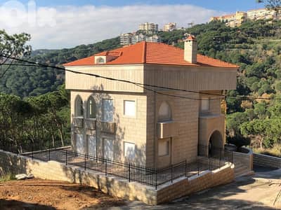 Brand New Villa For Sale In Broumana فيلا للبيع في برومانا