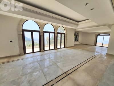 RWK182JA - Villa for rent in Chnaniir Keserwan