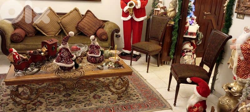 صالون ٤ قطع سعر لقطق ٢٠٠$ كتير نضيف و مريح 5