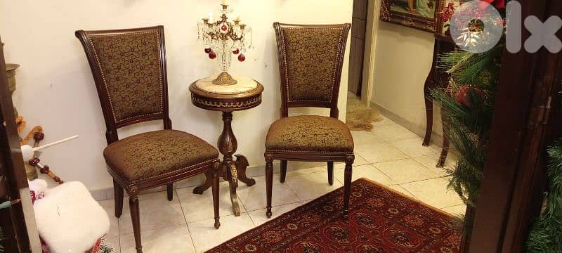 صالون ٤ قطع سعر لقطق ٢٠٠$ كتير نضيف و مريح 6