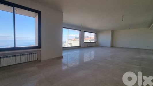 Apartment for sale in Ain Aar - شقة فاخرة للبيع في عين عار