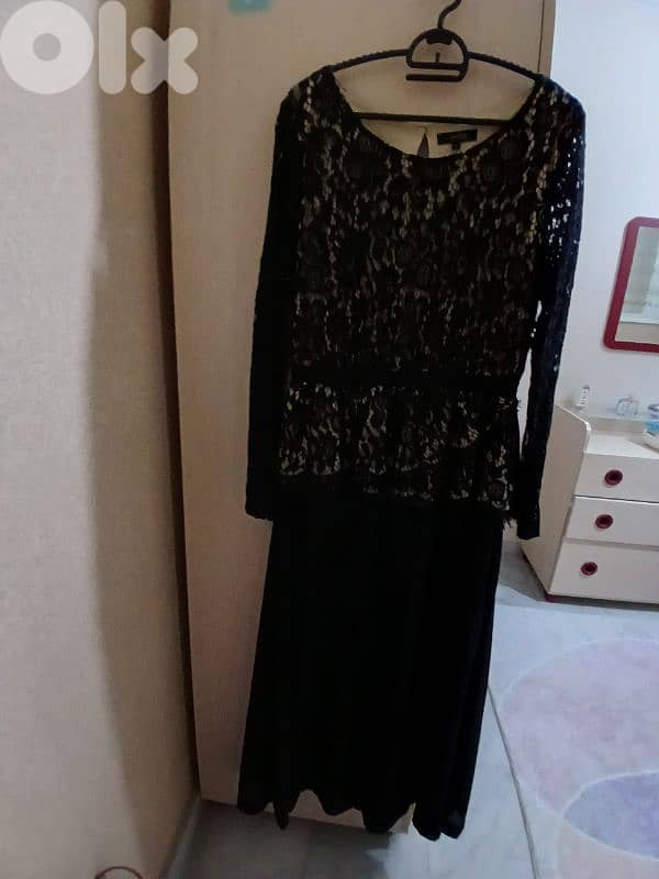 فساتين  للبيع خطبة وسهرة بصيدا 2