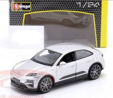 Porsche Macan Turbo Electric 2024 diecast car model 1;24