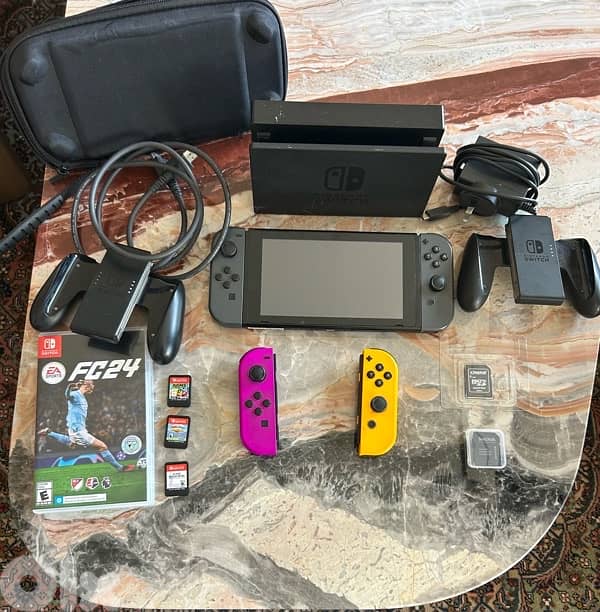 Nintendo Switch Full Package + 4 Games + Accessories – Excellent 2