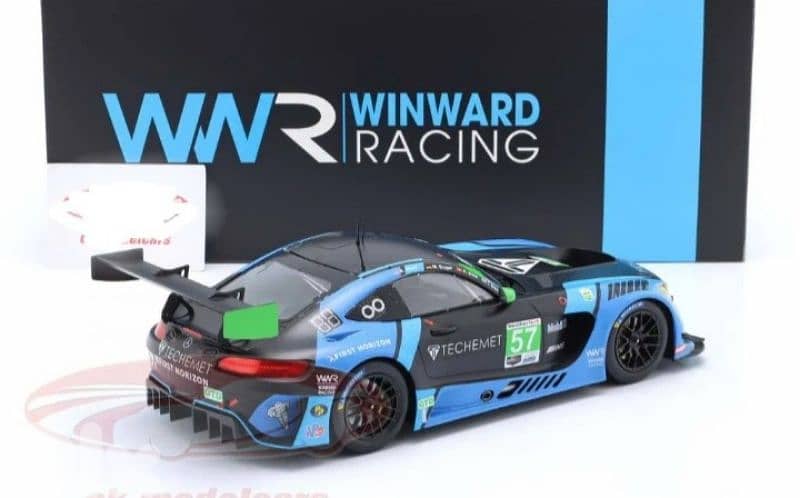 Mercedes AMG GT3 (24h Daytona 2021) diecast car model 1;18 4