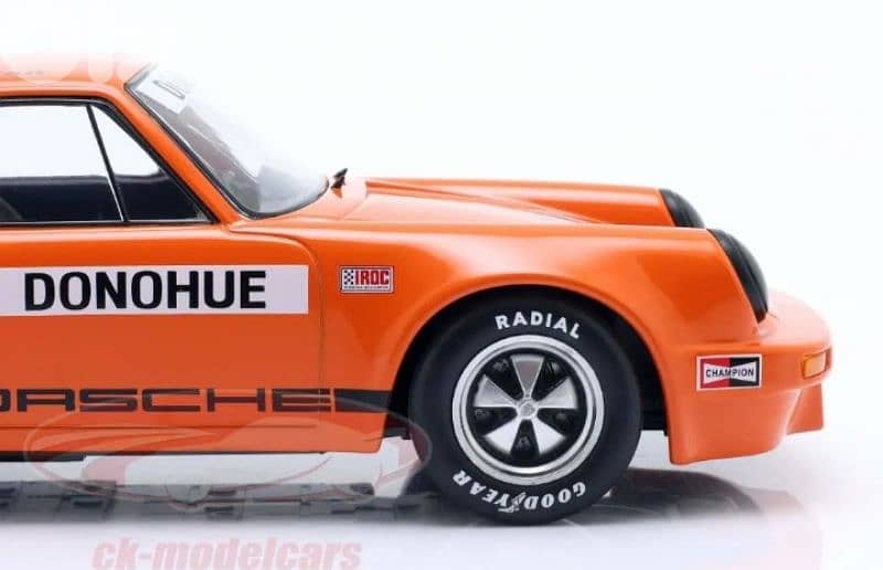 Porsche Carrera 3.0 RSR (IROC 1974) diecast car model 1;18 5