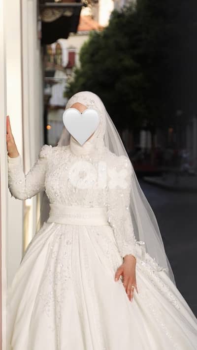 فستان عرس للإيجار