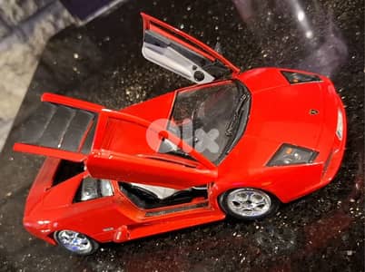 Burago 1:24 scale Lamborghini Murciélago