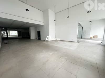 Shop/Gym - 2 Floors - For Rent in Achrafieh