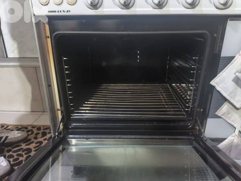 برج حمود قرب الملعب البلدي 3