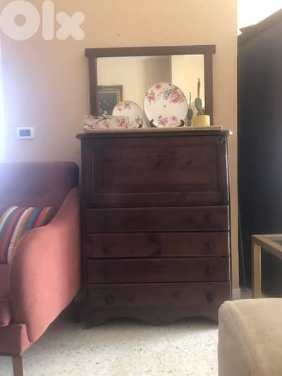 سكرتير أنتيك