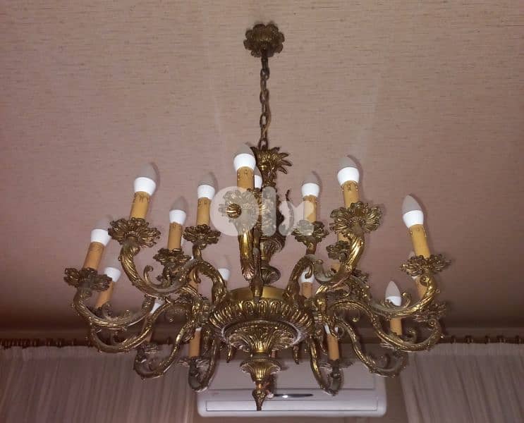Vintage Chandelier en Bronze. 1