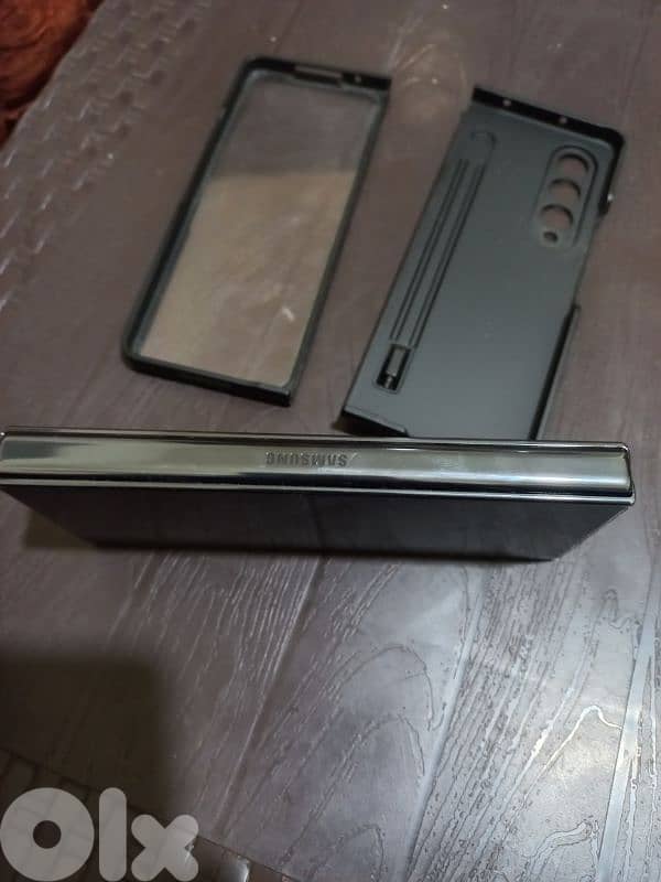 fold 4 used , very good condition 8