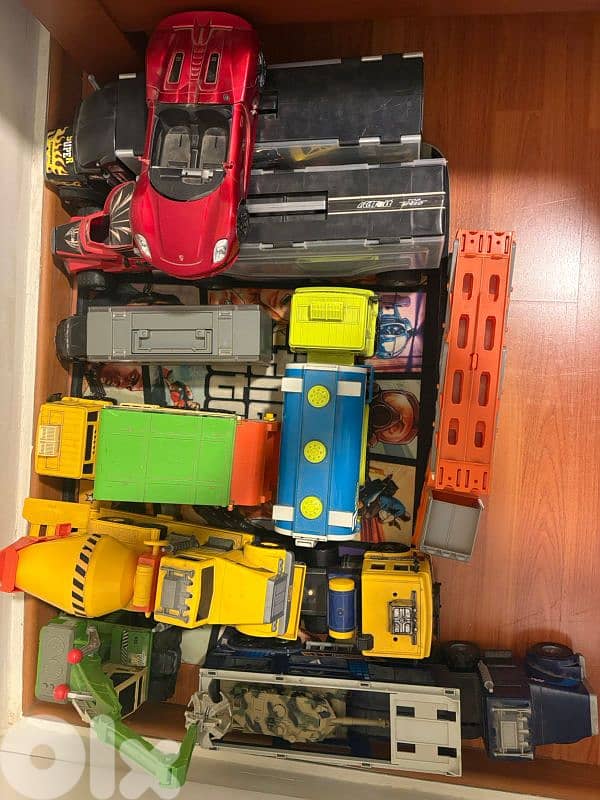 11 trucks very good condition 9