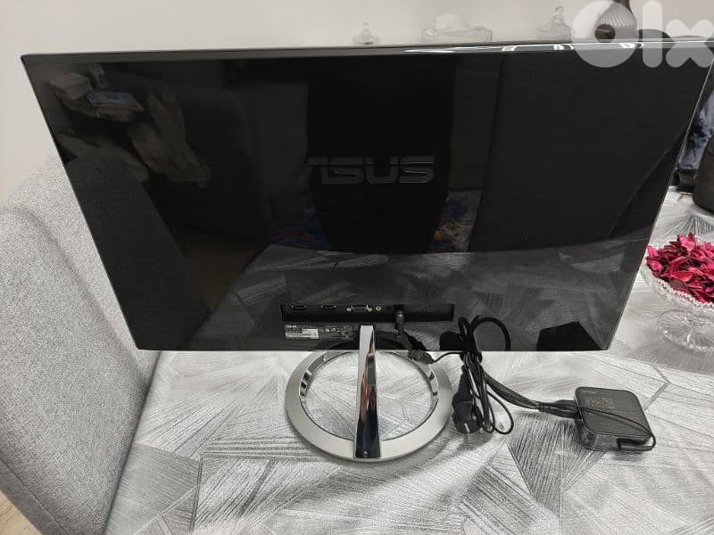 ASUS screen 27" 1