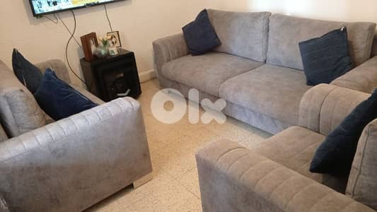 صالون رمادي ونيلي مستعمل نضيف للبيع