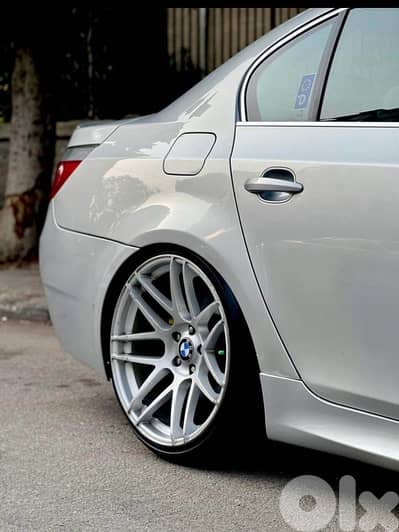 BMW 5-Series 2004