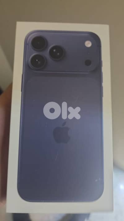 New Sealed Iphone 17 pro max 256G E-sim.