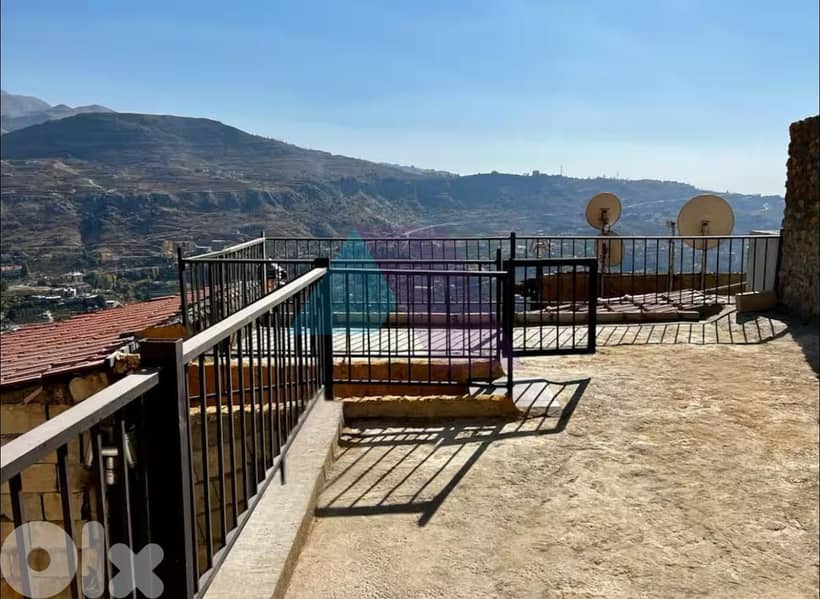 135m2 chalet+terrace+mountain view 4sale in Faraya - شاليه في فاريا 3