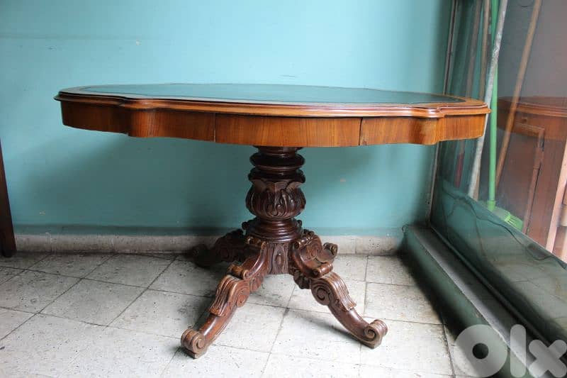 طاولة صالون فرنسية بحالة جيدة مع جارورين French table salon 1