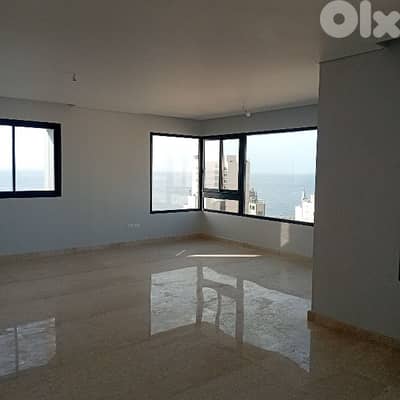Apartment For Sale in Ras Beirut 1250000$ شقة للبيع في رأس بيروت