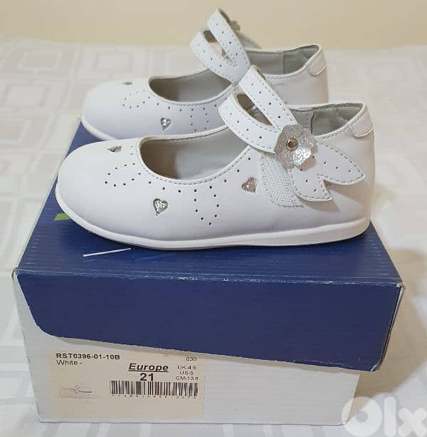 Baby shoes  white original leather  &  used  one  time  only  size  21 4