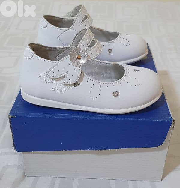 Baby shoes  white original leather  &  used  one  time  only  size  21 9