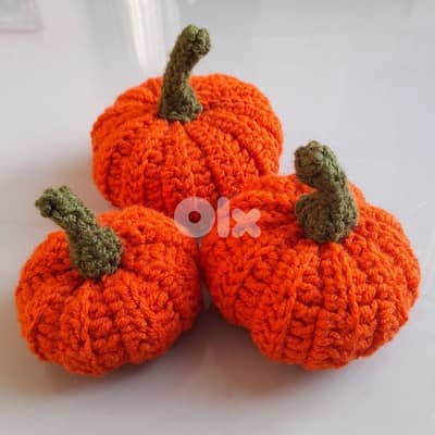 handmade crochet pumpkin set