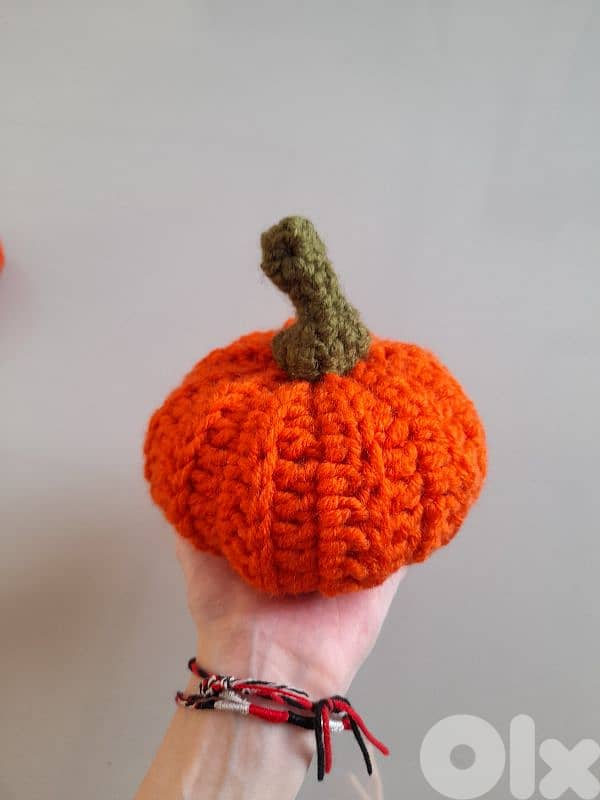 handmade crochet pumpkin set 2