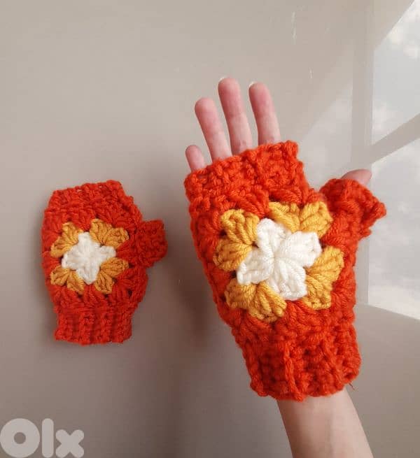 handmade crochet fingerless granny square gloves 3