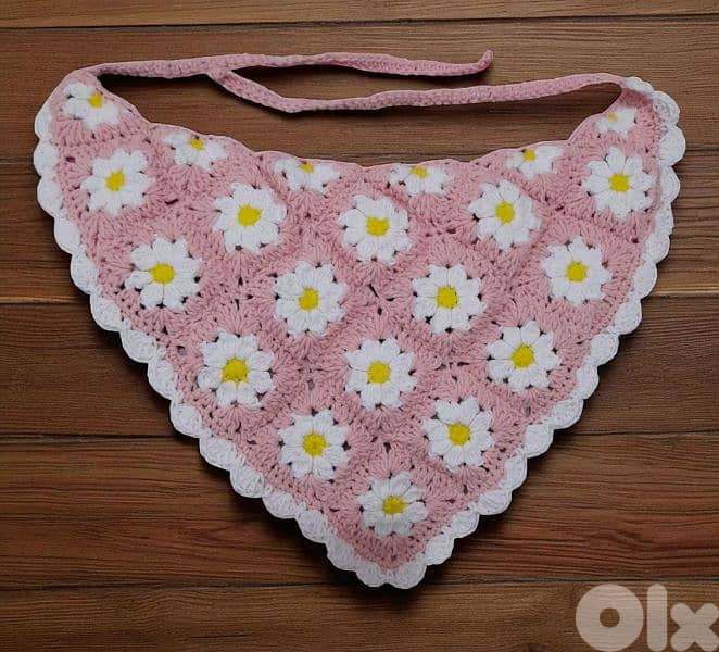 handmade crochet flower bandana 1