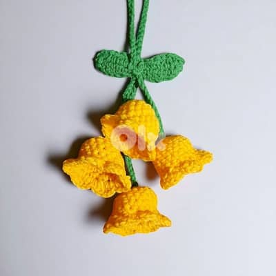 handmade crochet flower keychain/bag accessory