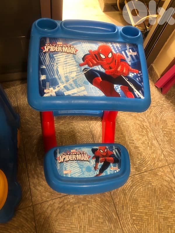 مقعد دراسي سبيدرمان 2