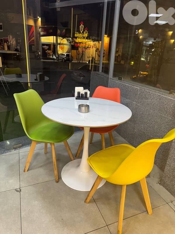 عدة مطعم كاملة للبيع 8