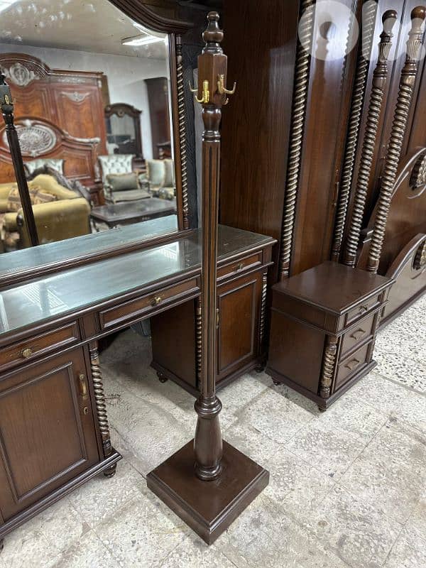 اوضة نوم ملكية خشب زان ولاتي كلا ملبسة قشر زان 8