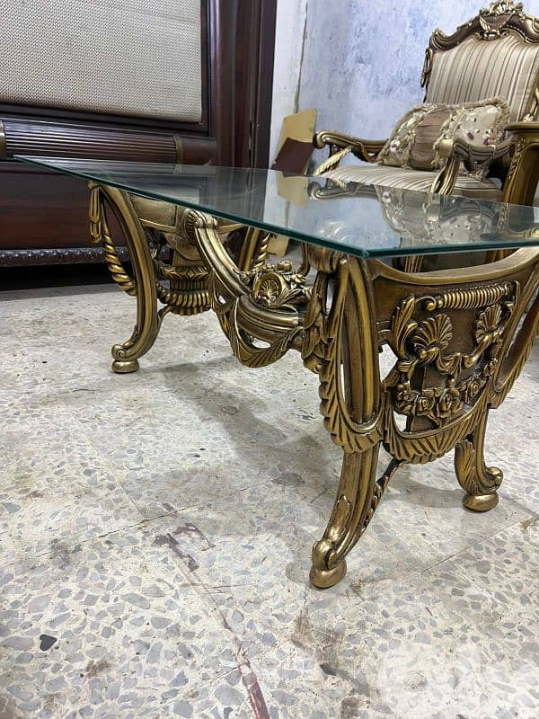 طقم كنبايات ملكي حفر خشب زان اربع قطع وطاولة 10