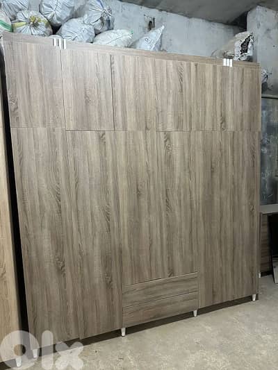 خزانة حجم كبير طابقين 240 سم