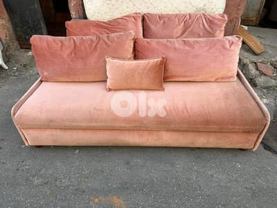 صوفا عدد اتنين كبار بفتحوا صندوق مع بف عدد اتنين خشب شوح