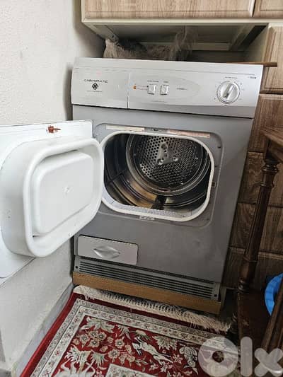 نشافة ملابس كبيرة وصناعية  dryer campomatic made in britain
