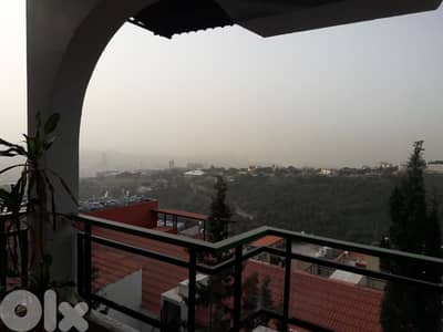 شقة مفروشة للبيع في المنصوريةFurnished apartment for sale Mansourieh