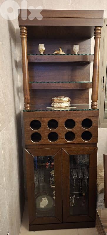 للبيع عدد 2 فاترين 1